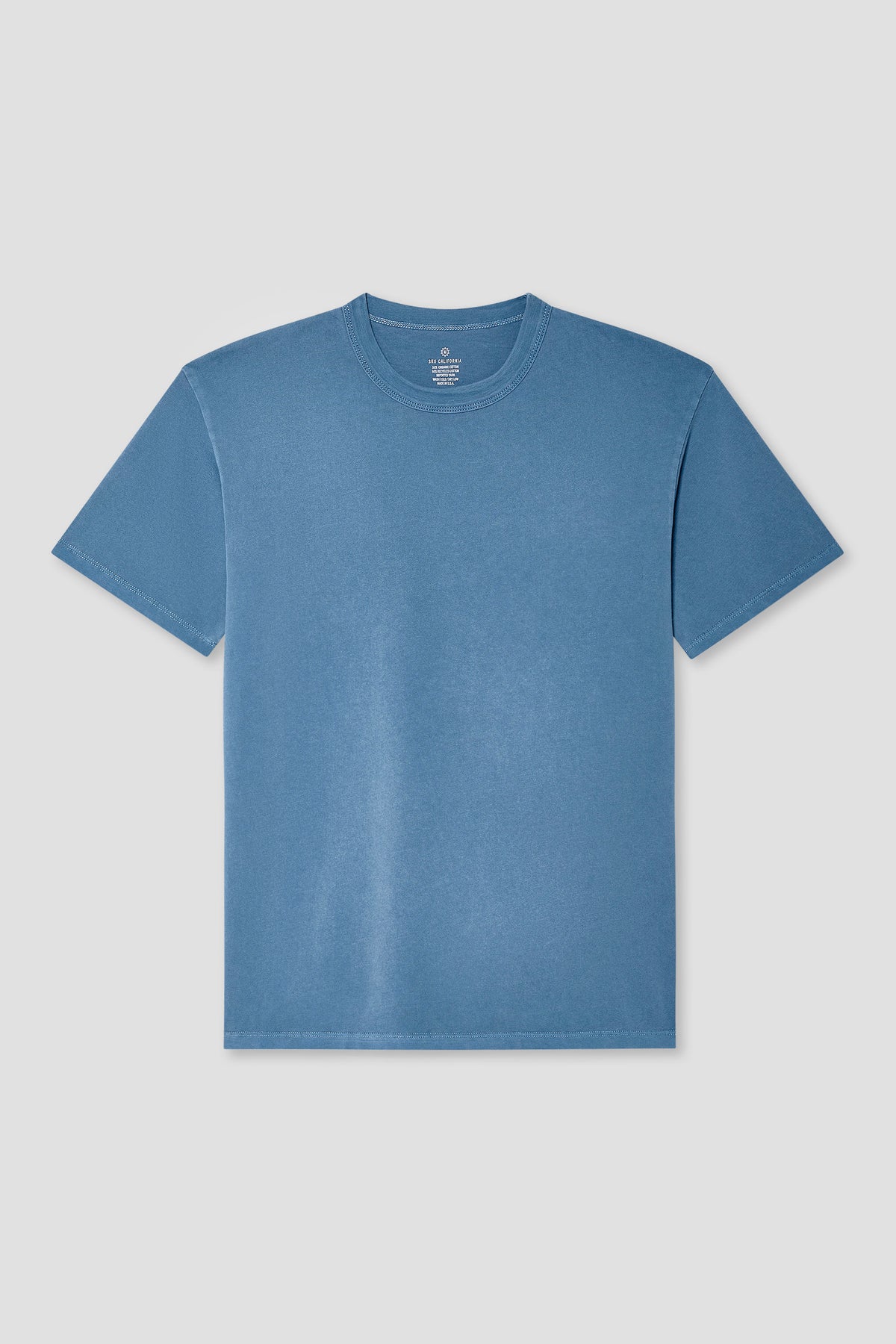 Recycled jersey PE tee in blue, short sleeves, crew neck, front view.