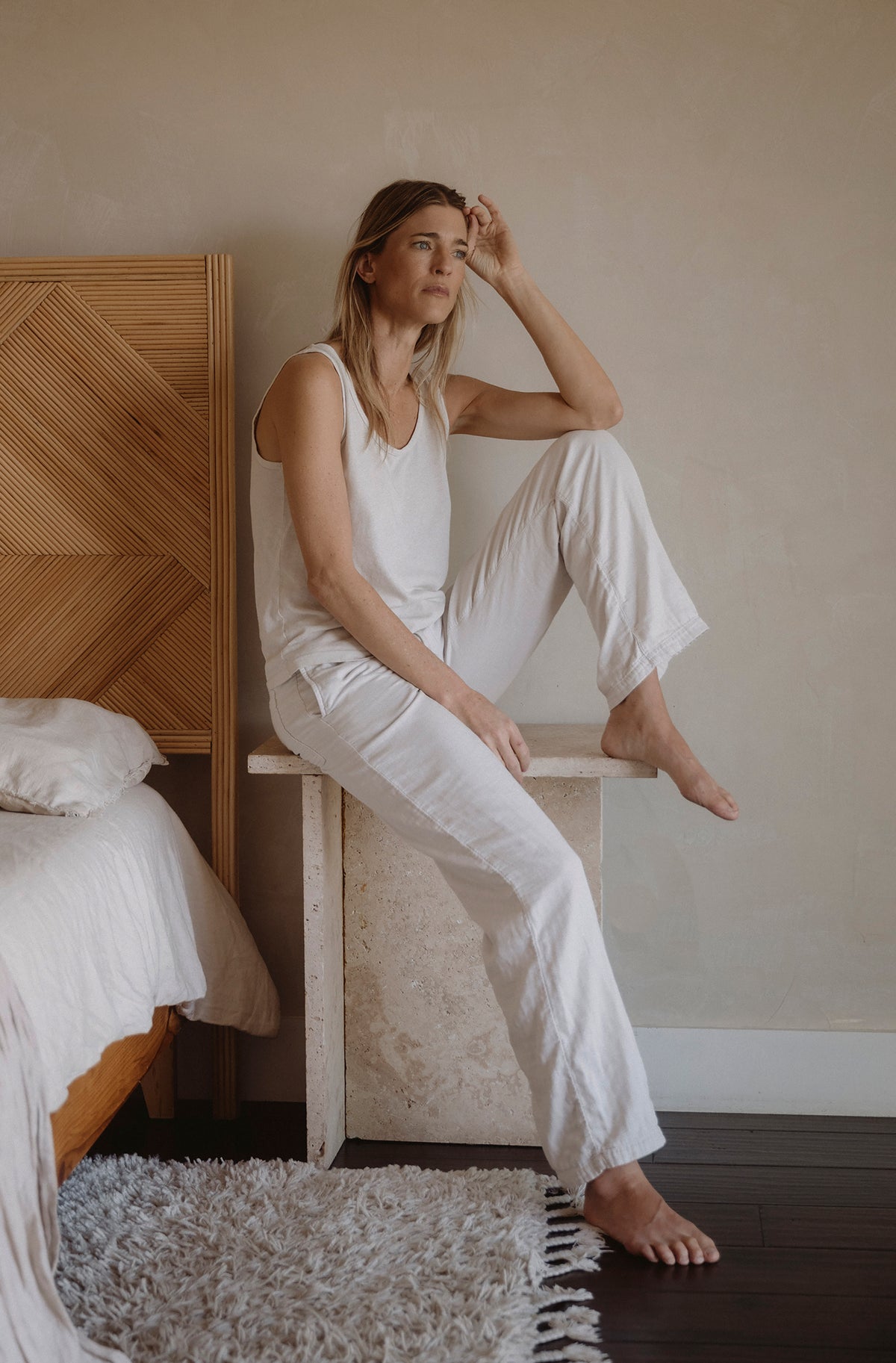 White triple-gauze pants with elastic waist and drawstring, wide-leg full length